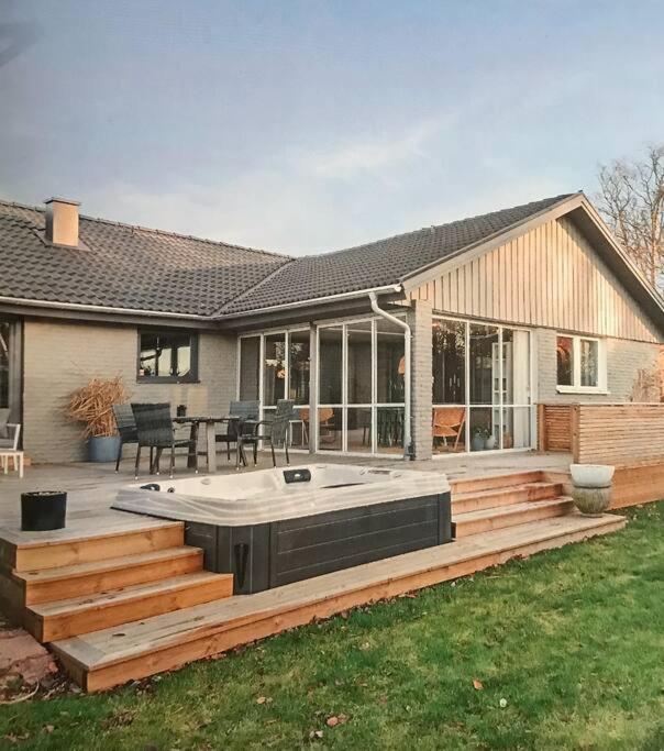 Wunderbares Feriendomizil Mit Whirlpool Villa Sölvesborg Екстериор снимка